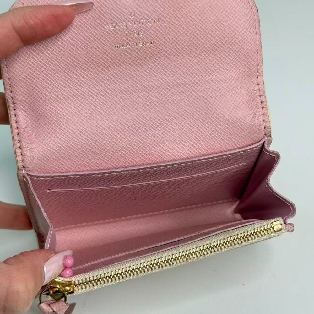 Louis Vuitton Damier Azur Wallet with Classic Checkerboard Design and PinkButton - Picture 8 of 8